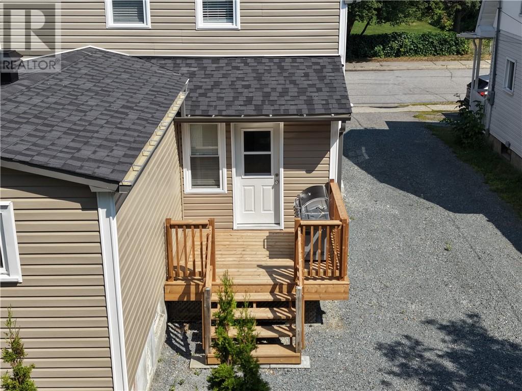 177 St. George Street Property Photo 5