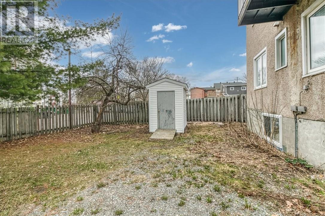 1471-1477 Paris Street Property Photo 7