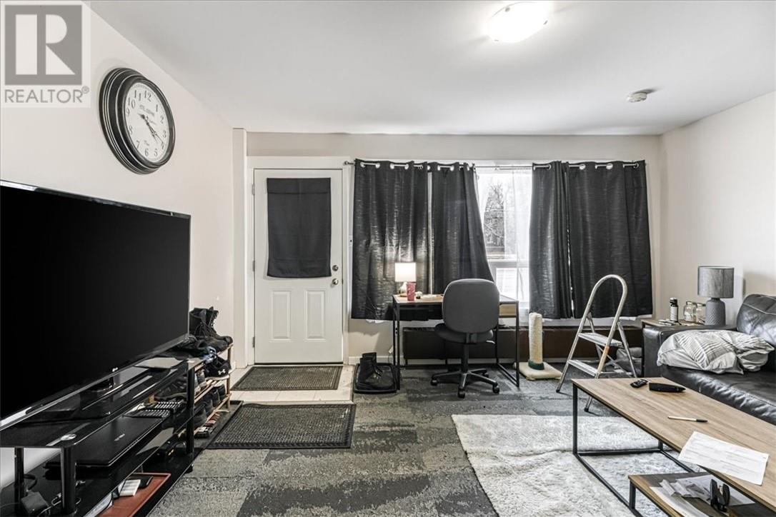 1471-1477 Paris Street Property Photo 21