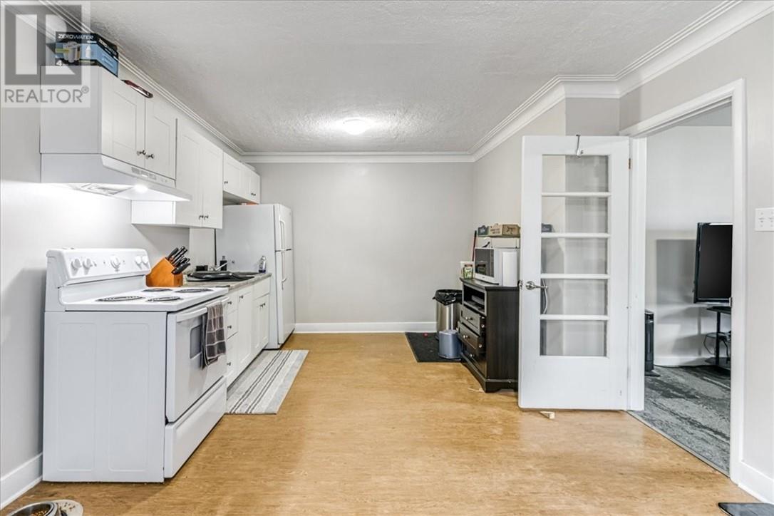 1471-1477 Paris Street Property Photo 26