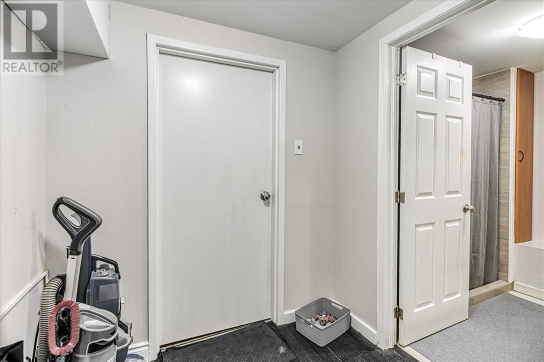 1471-1477 Paris Street Property Photo 30