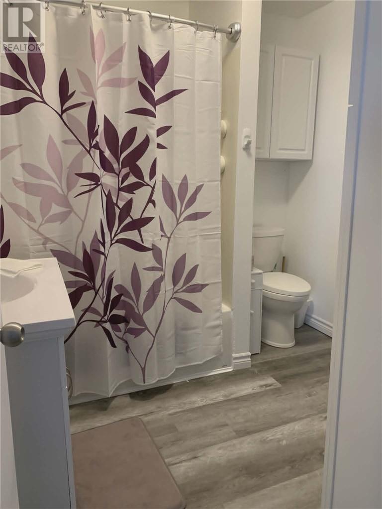 2714 Main Property Photo 6