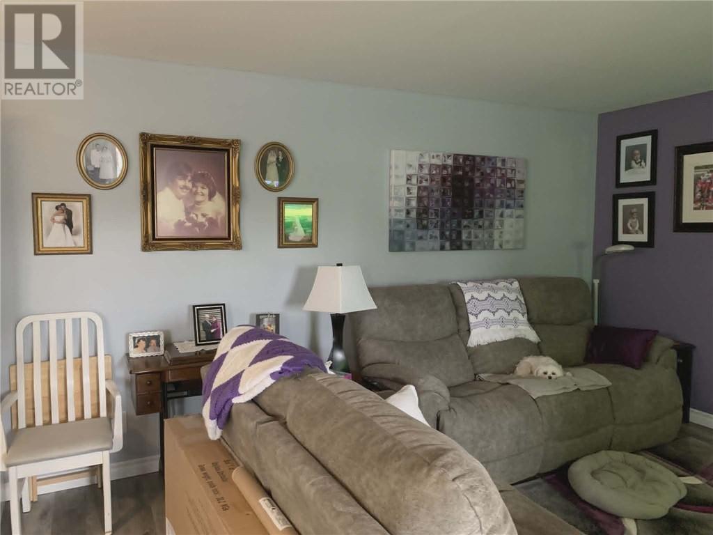 2714 Main Property Photo 7