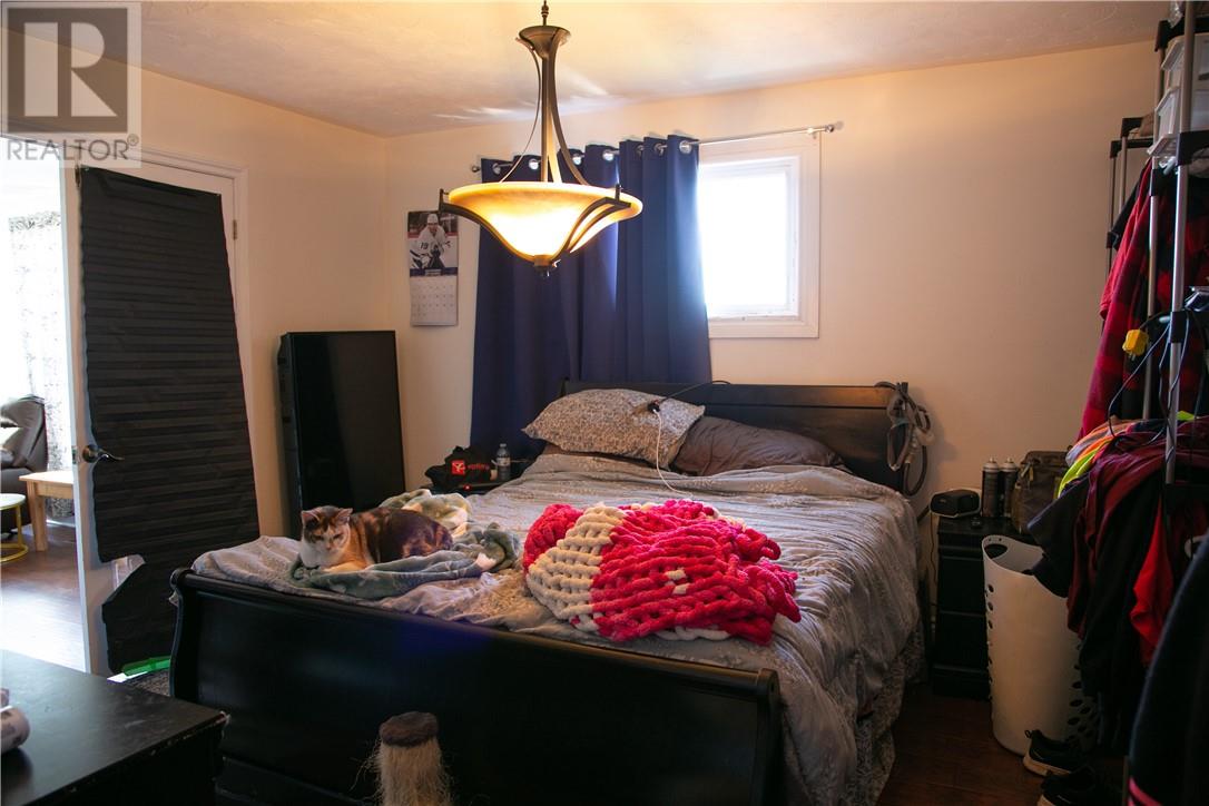 2714 Main Property Photo 13