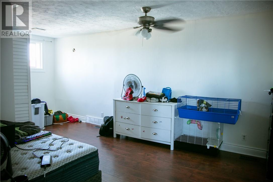 2714 Main Property Photo 14