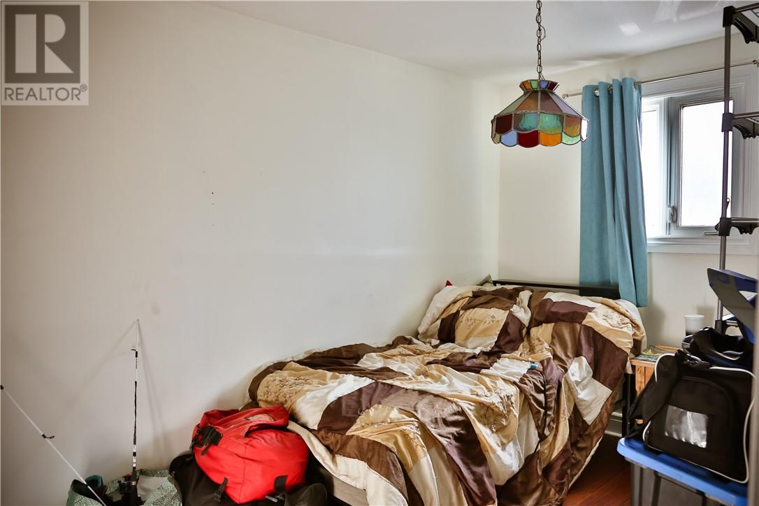 2714 Main Property Photo 15