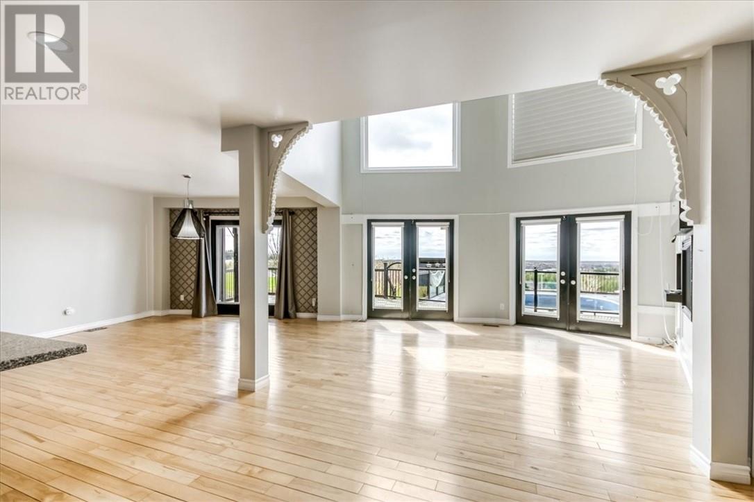 41 Kingsview Drive Property Photo 14