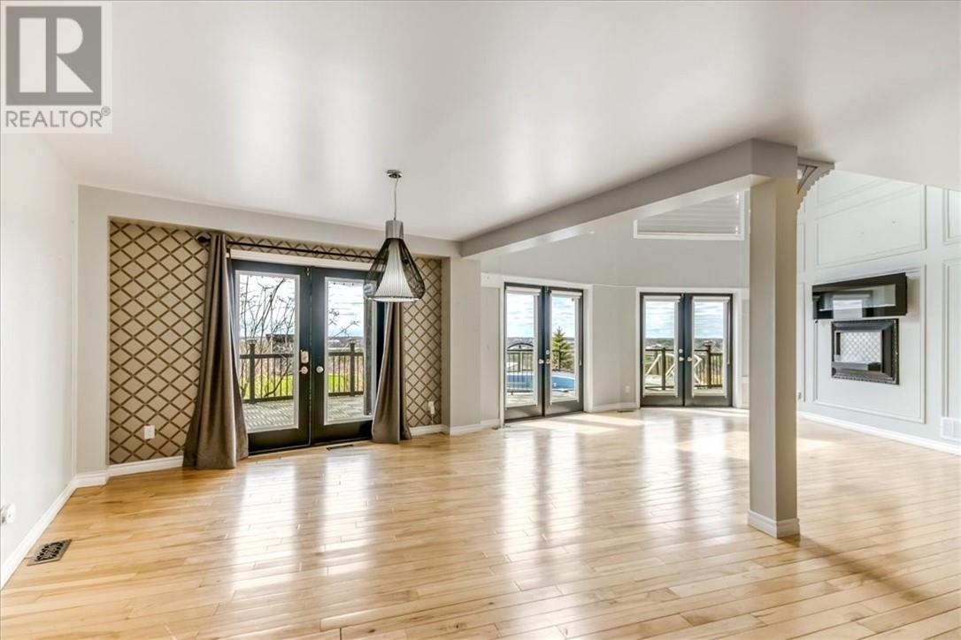 41 Kingsview Drive Property Photo 15