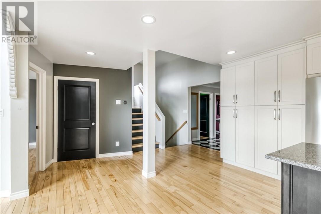41 Kingsview Drive Property Photo 28