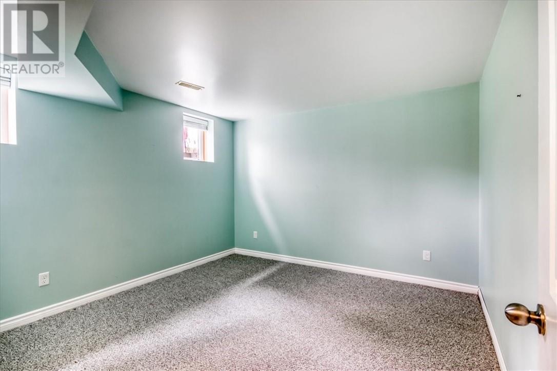 41 Kingsview Drive Property Photo 47