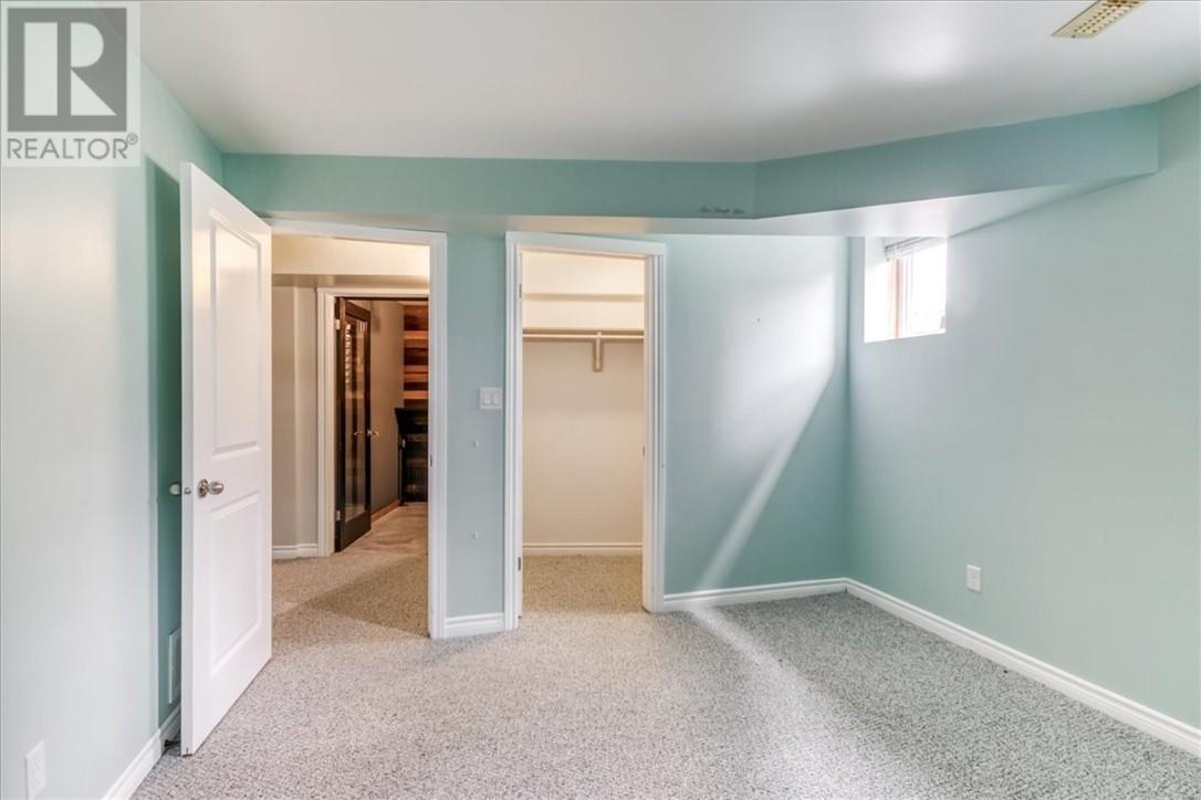 41 Kingsview Drive Property Photo 49