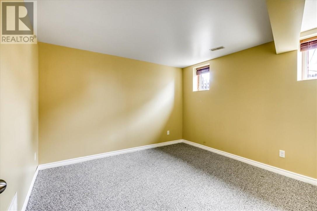 41 Kingsview Drive Property Photo 50