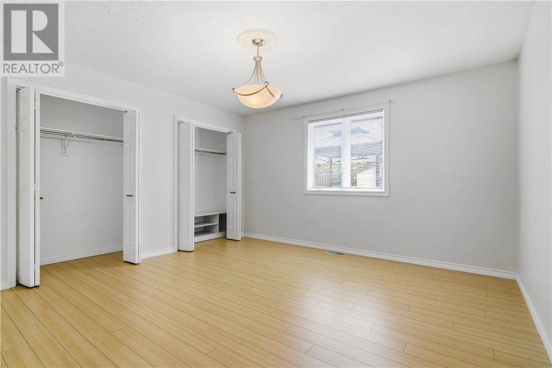 61 Crater Crescent Property Photo 15