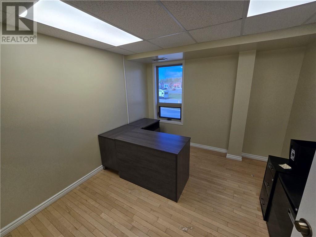 902b Newgate Avenue Property Photo 15