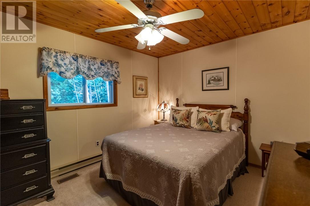 75 Holmes Street Property Photo 20