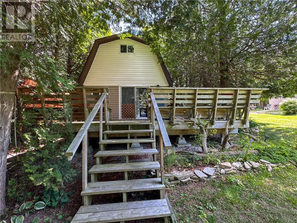 75 Holmes Street Property Photo 47