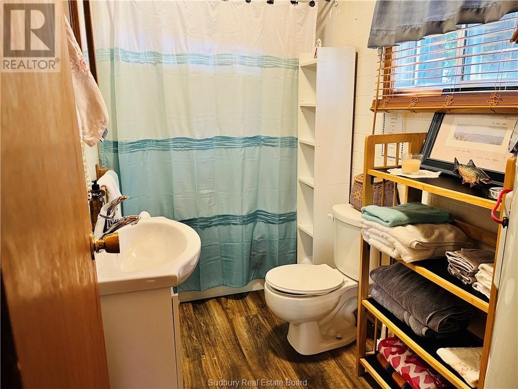 75 Holmes Street Property Photo 52