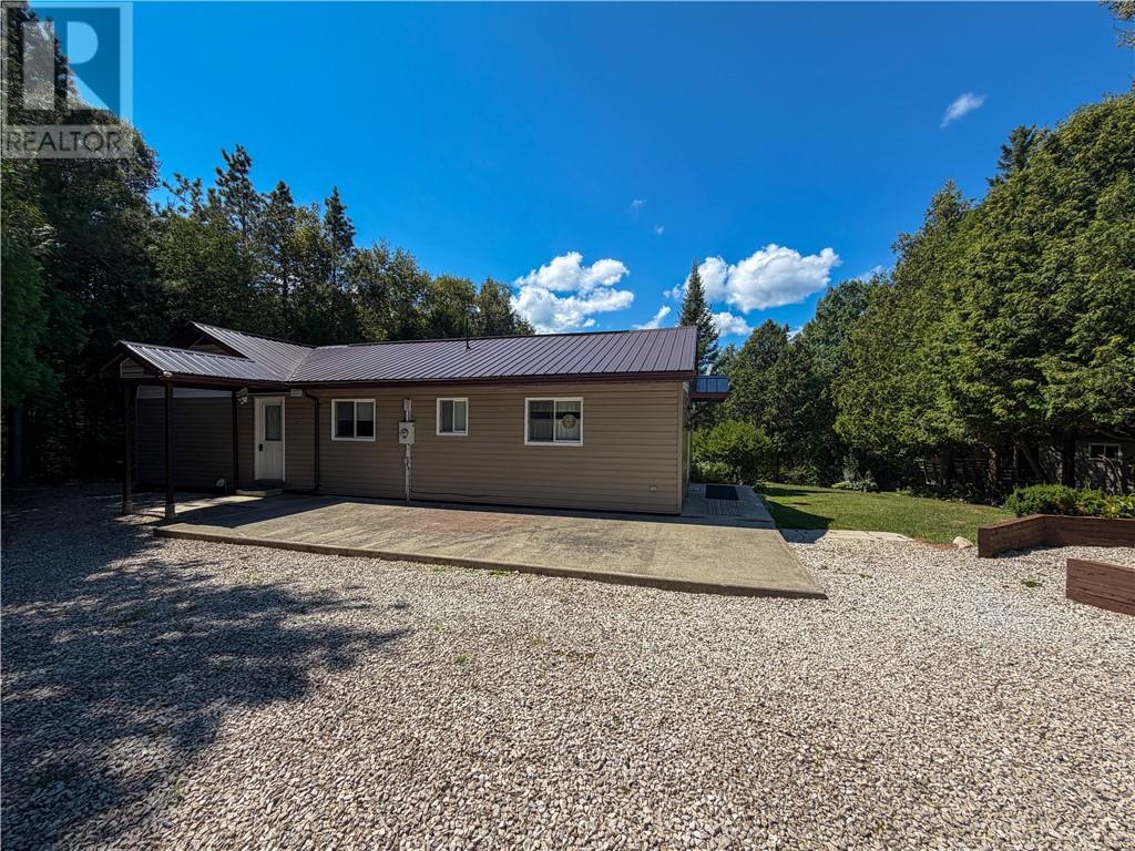 75 Holmes Street Property Photo 71