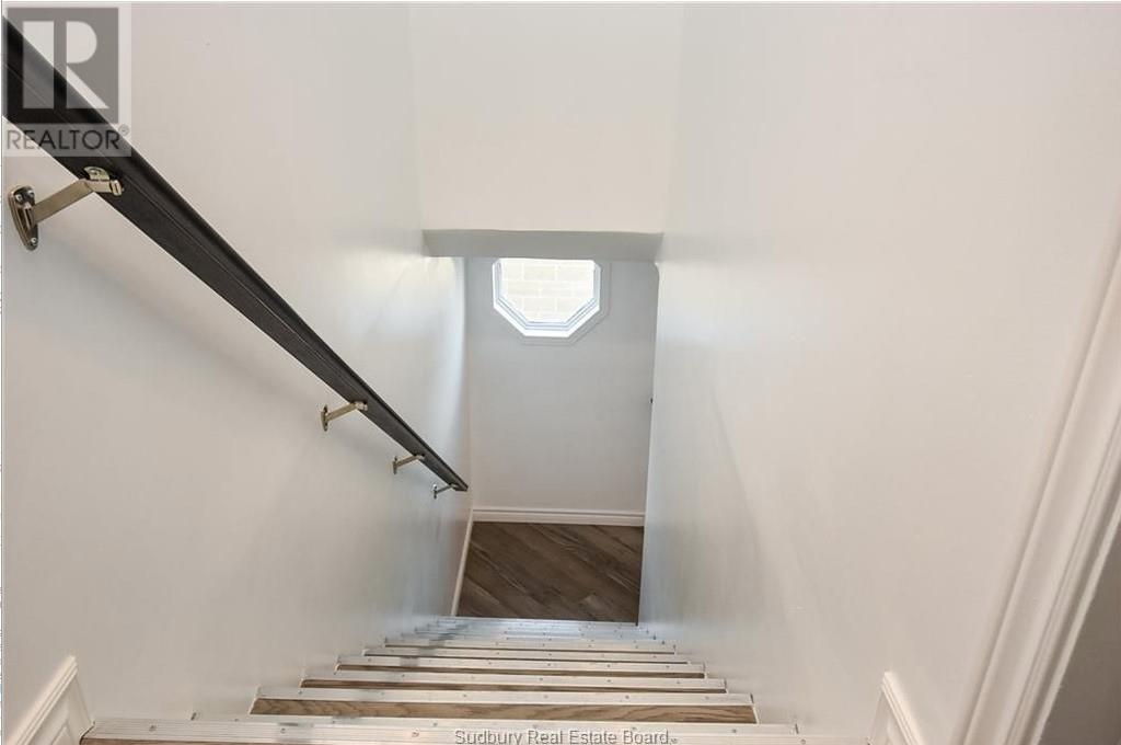101-103 Young Street Property Photo 28