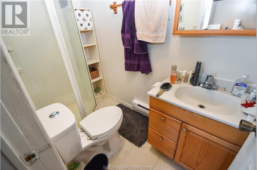 101-103 Young Street Property Photo 34