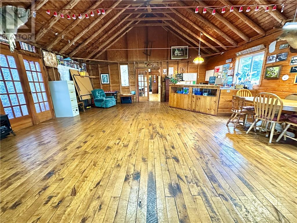 21214 Highway 6 Property Photo 15