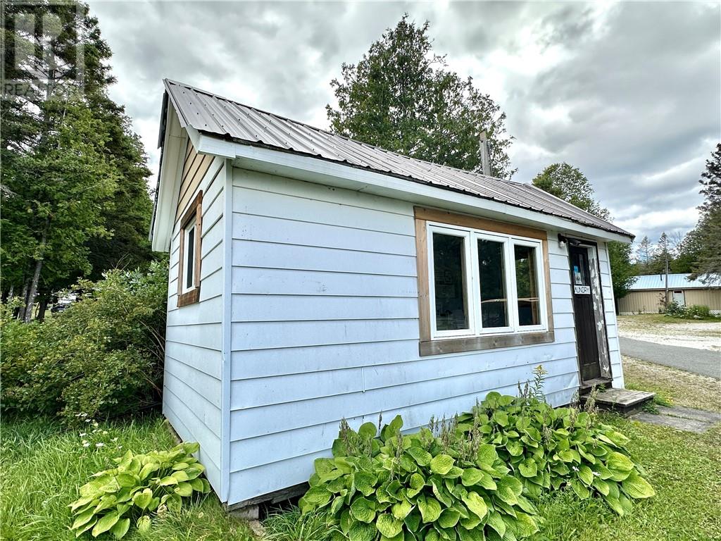 21214 Highway 6 Property Photo 66