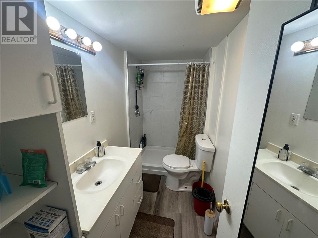 362 St George Street Property Photo 9