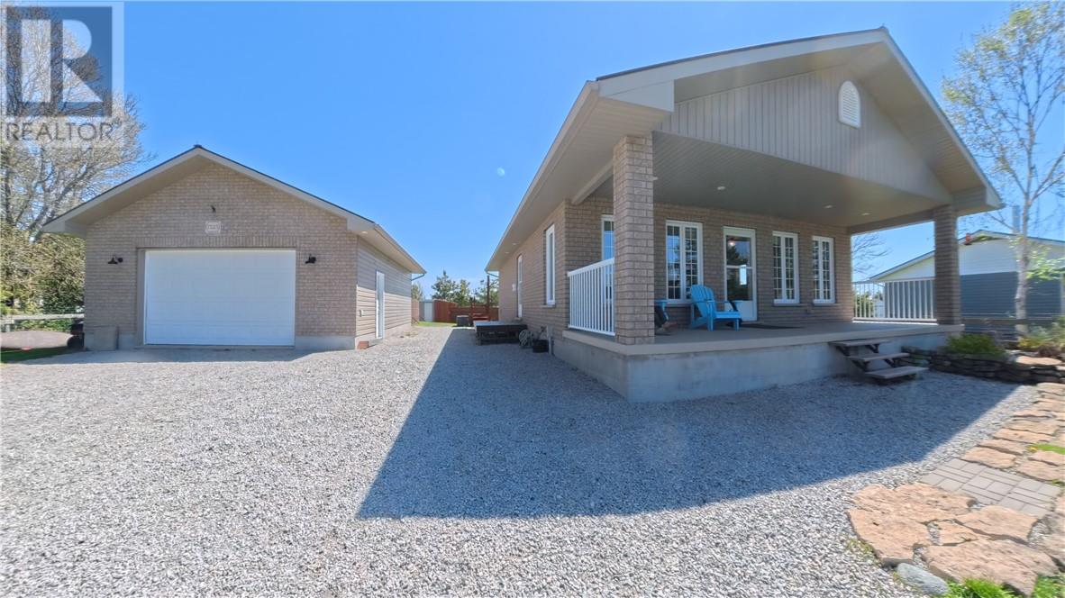 7225 Hwy 542 Property Photo 2