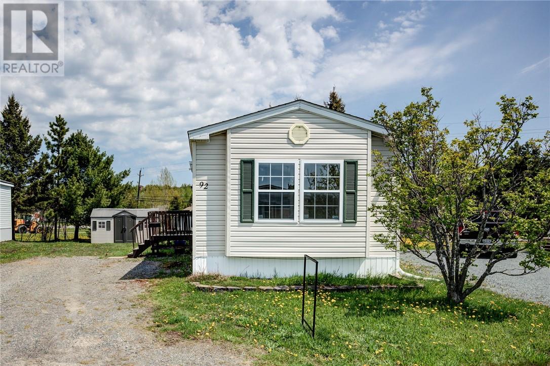 92 Corbin Avenue Property Photo 2