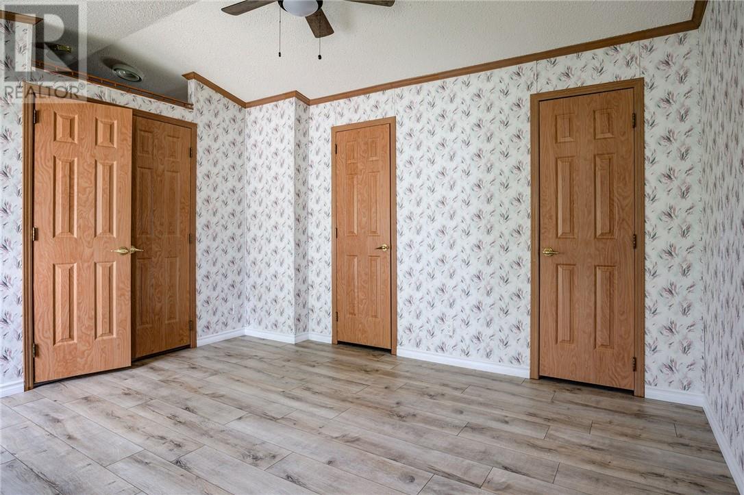 92 Corbin Avenue Property Photo 15