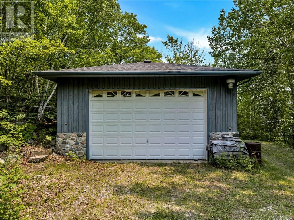 696 Pine Cone Property Photo 15