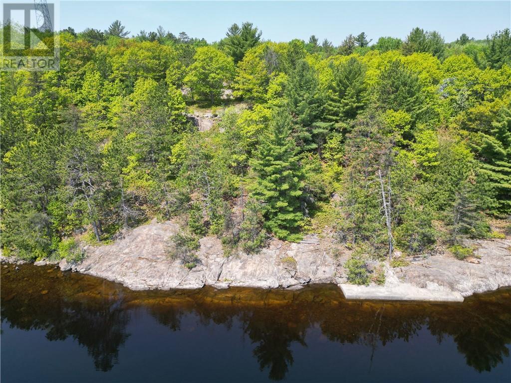 1155a West Bay; Pin 735110059 Road Photo de la propriété 1