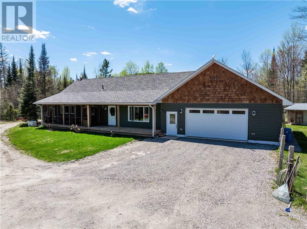 470 Burns Crossover Road Property Photo 1