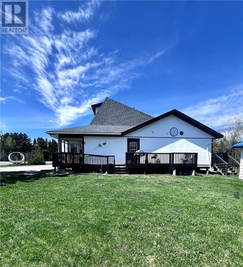 161 Highway 17 W Property Photo 3