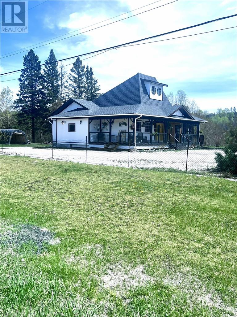 161 Highway 17 W Property Photo 5