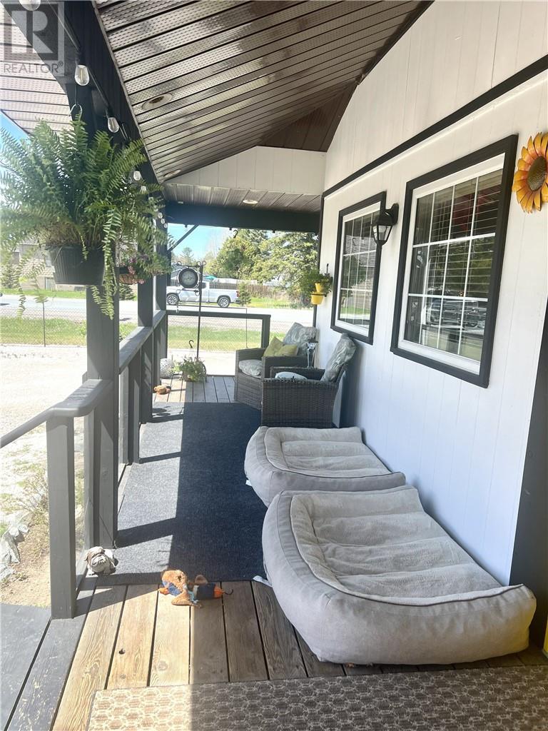 161 Highway 17 W Property Photo 9