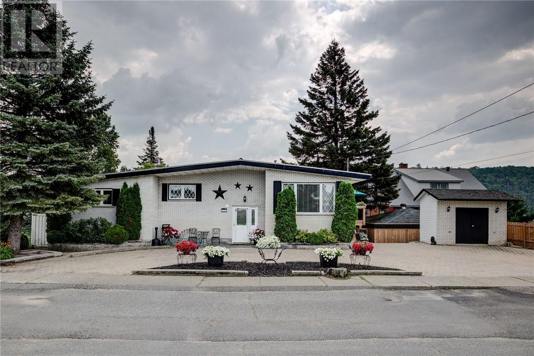 35 CEDAR Street Property Photo 1