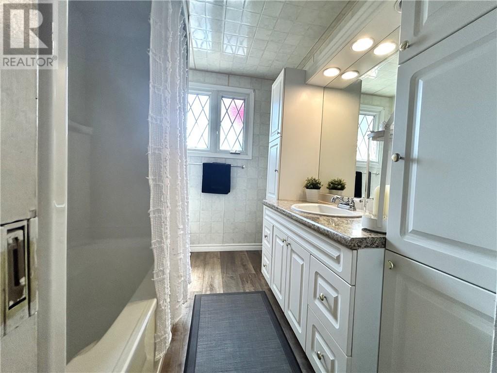 35 Cedar Street Property Photo 51