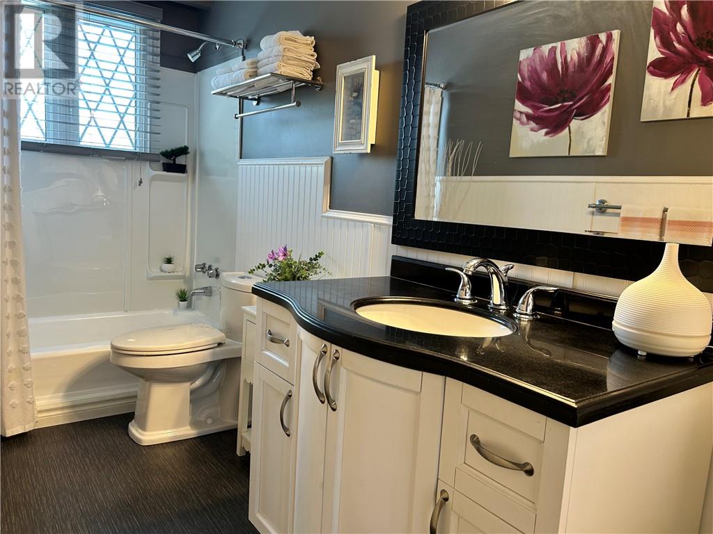 35 Cedar Street Property Photo 53