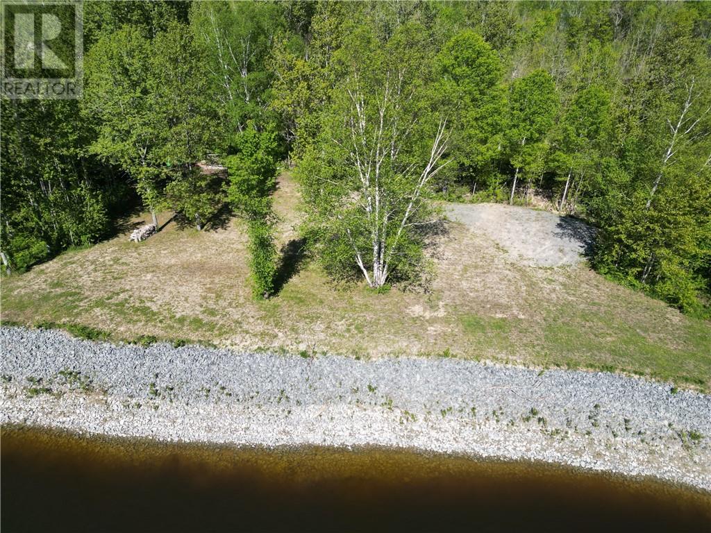 1789 Highway 575 Property Photo 4