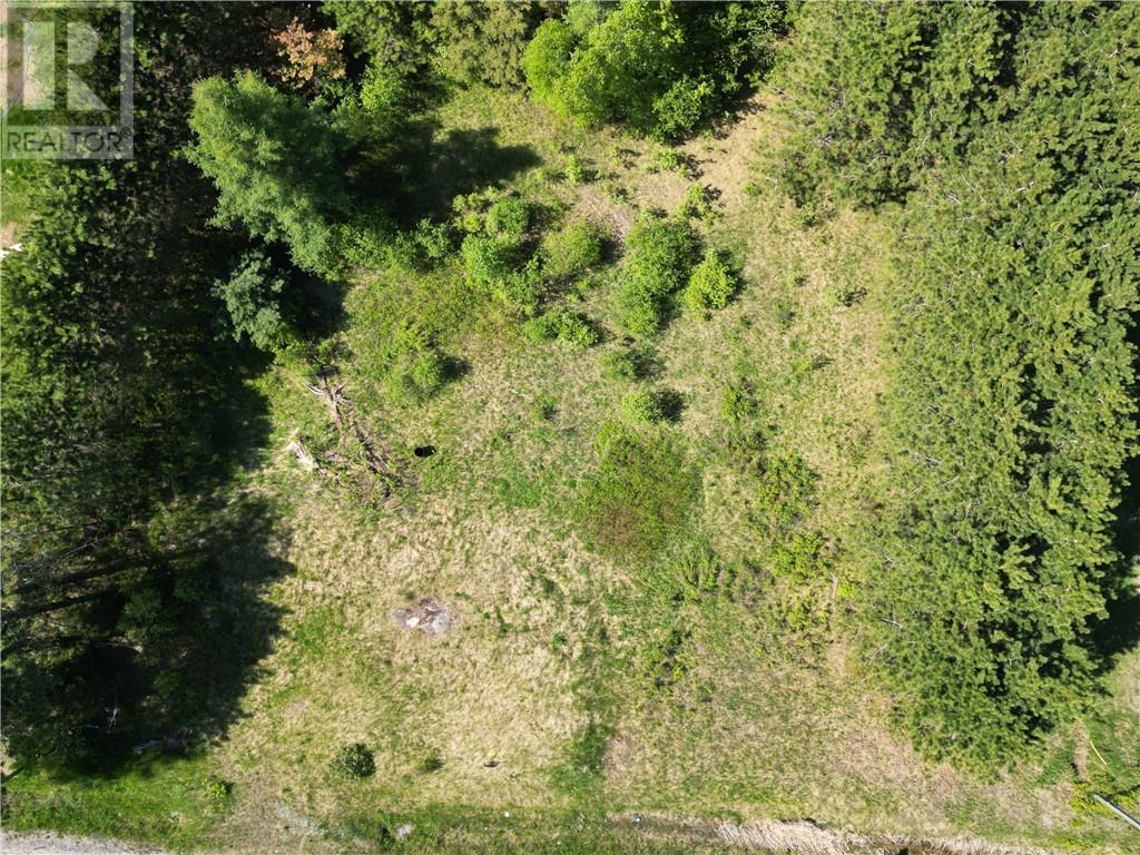 1789 Highway 575 Property Photo 12