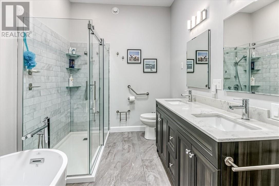25 Carla's Lane Property Photo 14