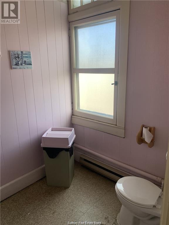 114 Tudhope Property Photo 19