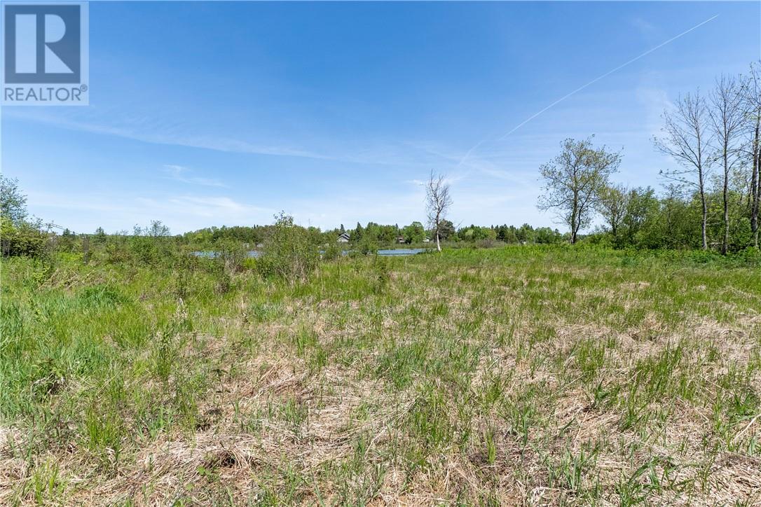 Lot 0 De L'etang Property Photo 3