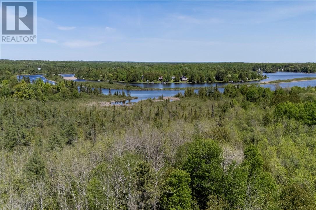 Lot 1 De L'etang Property Photo 11