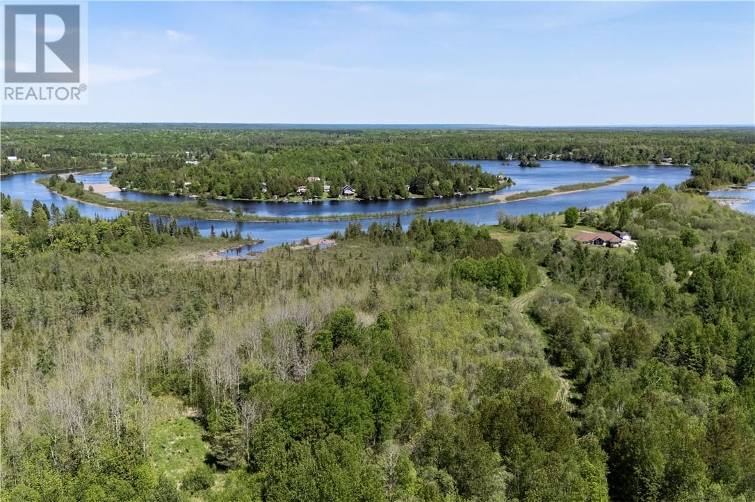 Lot 1 De L'etang Property Photo 17