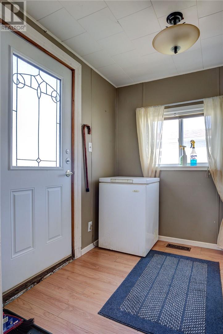 76 Corbin Avenue Property Photo 5