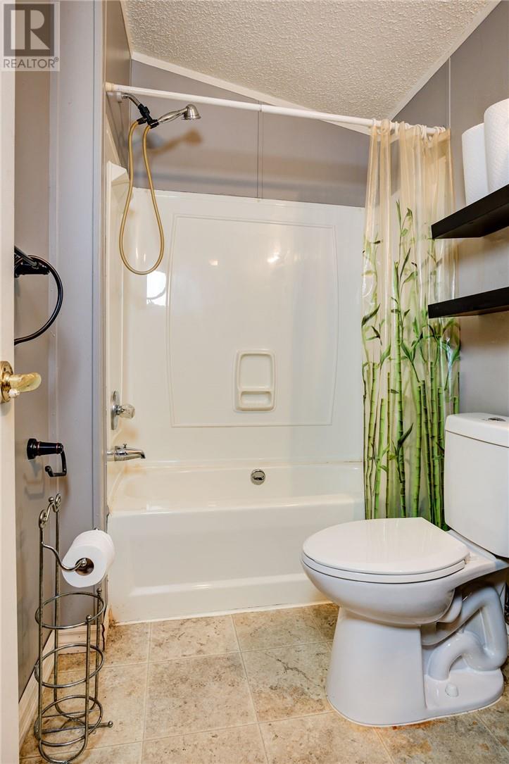 76 Corbin Avenue Property Photo 16