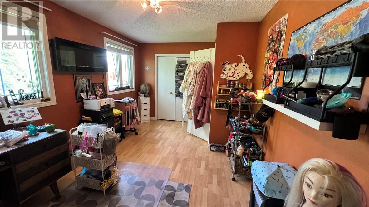 101 Field Property Photo 17