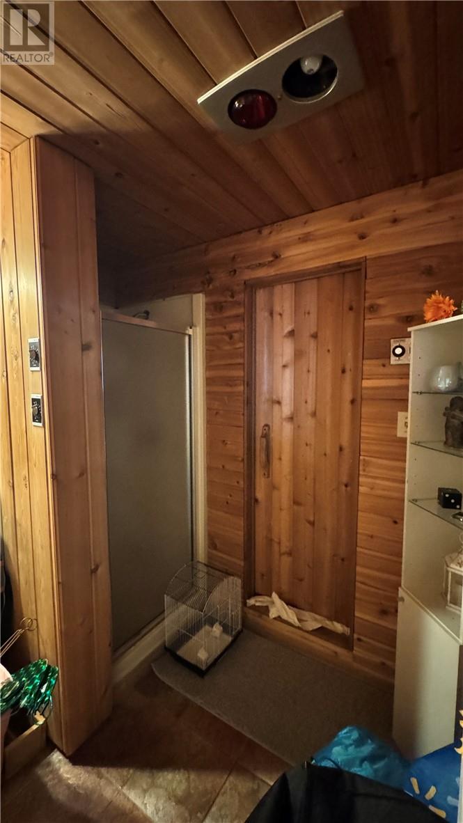101 Field Property Photo 32